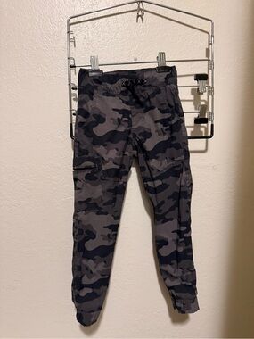 Weatherproof Gray & Black Camo Jogger Pants - Kids
